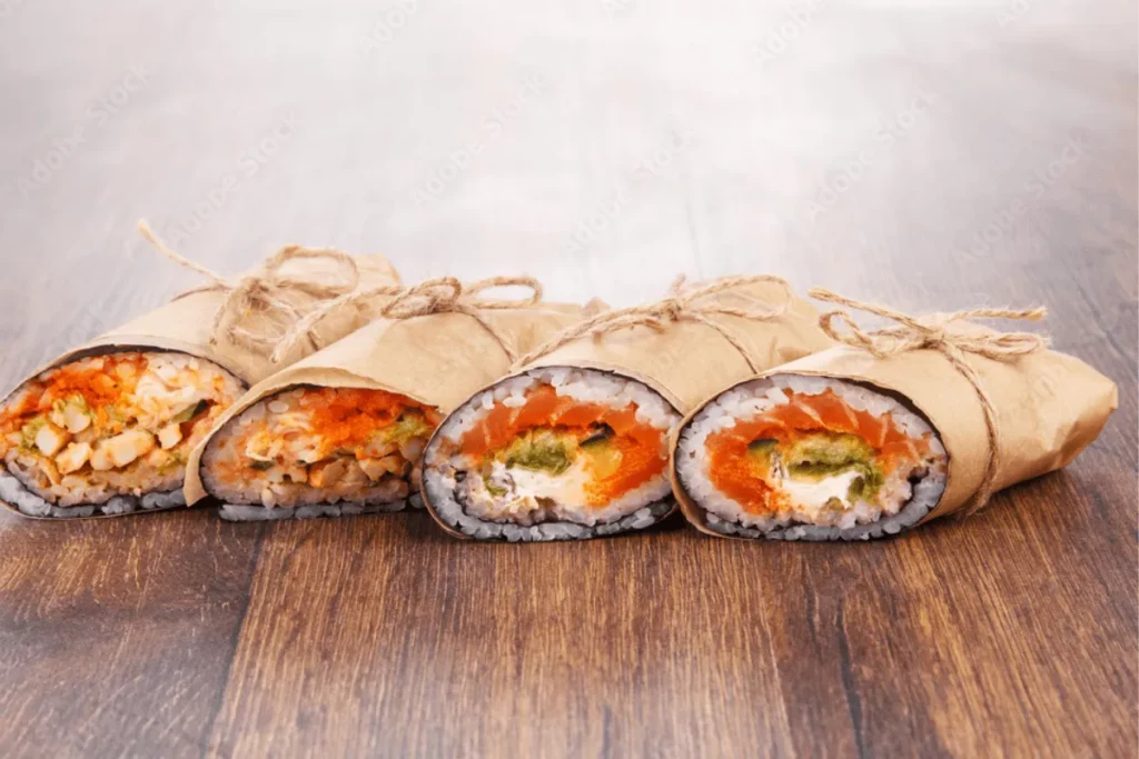 Explore as origens fascinantes do Sushi Burrito - Uma jornada pela fusão criativa de sabores e tradições culinárias 